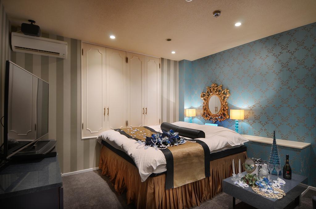 Liebeshotel Blanc Chapel Christmas Sakai (adults Only)