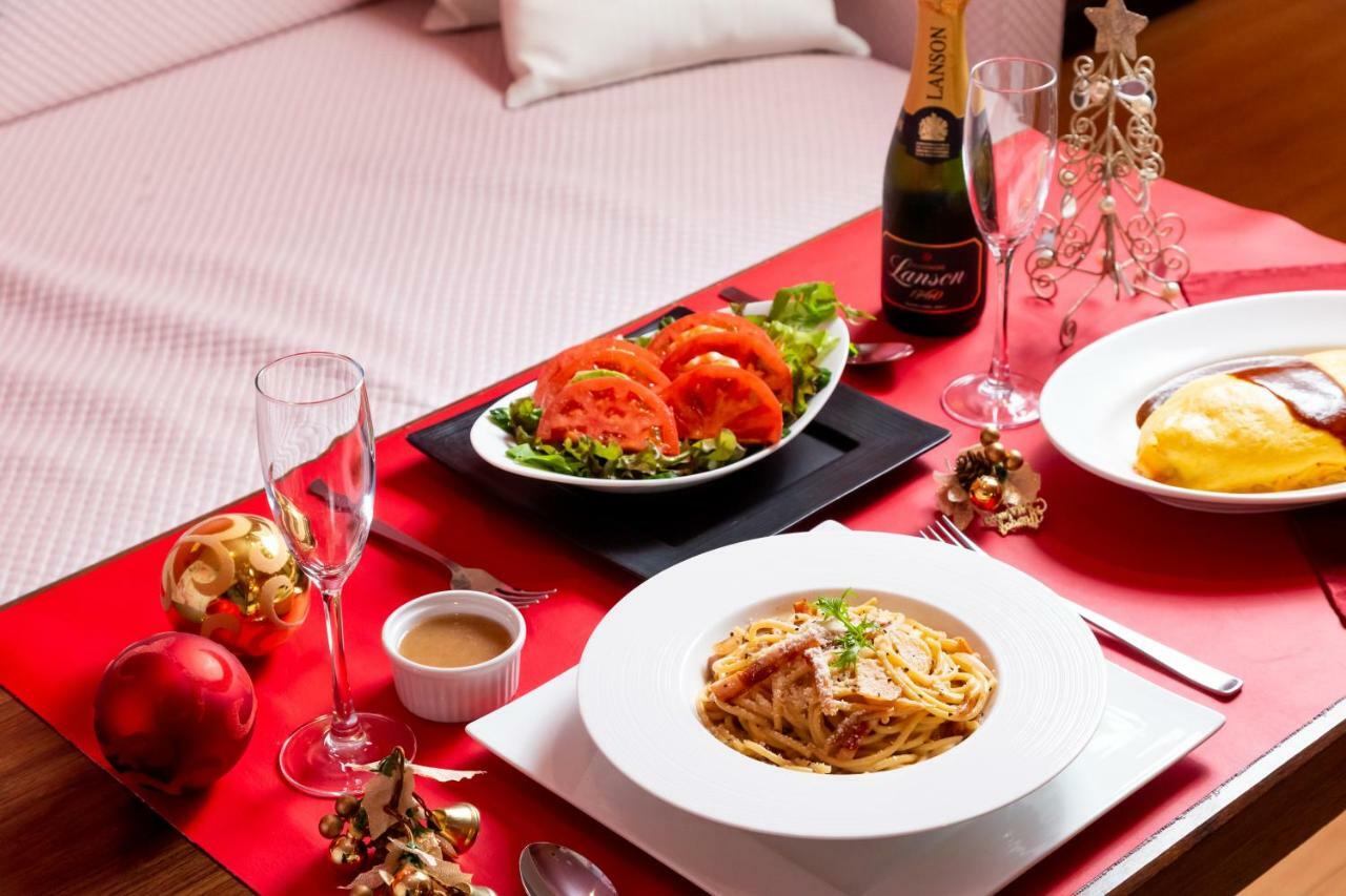 Blanc Chapel Christmas Sakai (adults Only) 2*